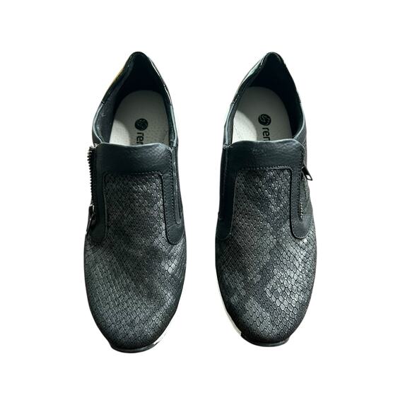 Remonte Soft Women's Black Leather Textured Slip-On Sneakers Size EU 37 New - Picture 2 of 12